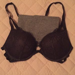 Victoria’s Secret 34b sexy strap push up bra